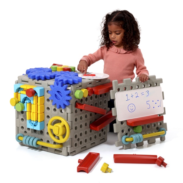 Magnetic Polydron Activity Board